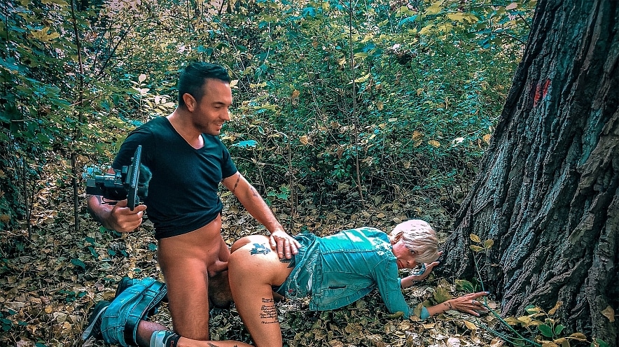 Vicky Hundt: Wins the Big Dick Lottery